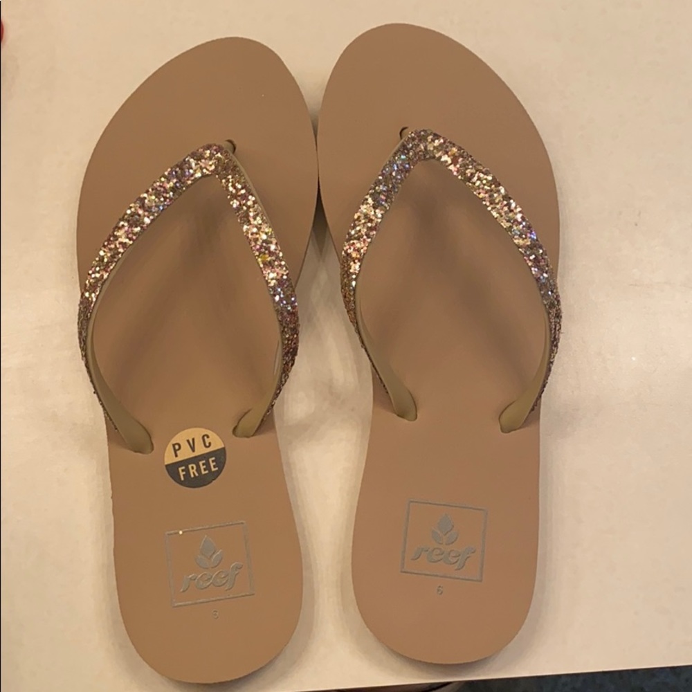 Reef flip flops size 6
